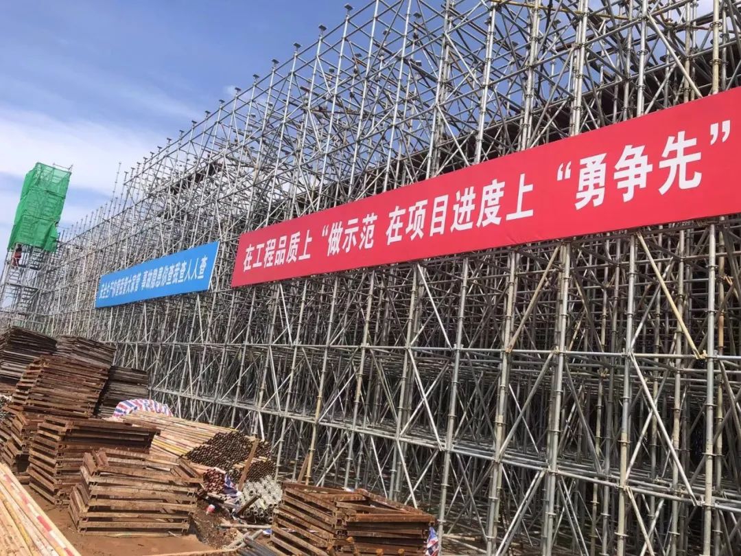 黨委書記、董事長涂建平赴南外環(huán)高速項(xiàng)目察看疫情防控工作及施工進(jìn)度